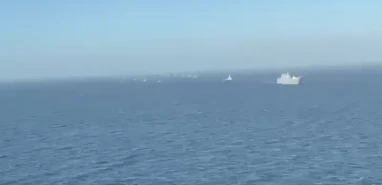 Savaş gemileri İstanbul Boğazı’nda