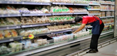 Market çalışanları gerçeği: Ağır iş yükü, ayakta çalışma…
