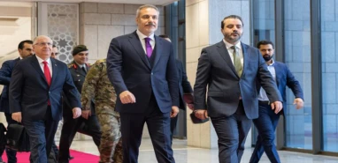 Kritik süreç öncesi Şam’da diplomasi trafiği! Bakan Fidan’dan SDG’ye net çağrı