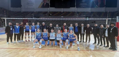 Viranşehir Voleybol SK’dan namağlup seri!