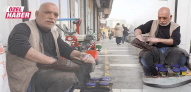 Şanlıurfa’da boya sandığıyla geçen bir ömür! Yarım asırlık emek