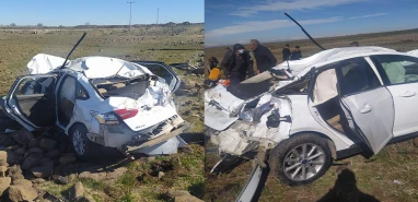 Şanlıurfa'da korkunç kaza! Araç hurdaya döndü: 2 ölü, 2 yaralı