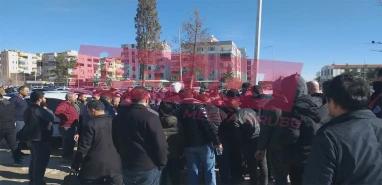 Şanlıurfa’da adliye önünde silahlı kavga!