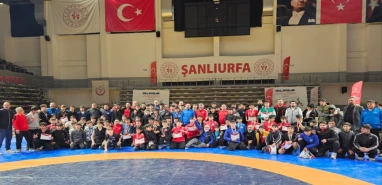 Elazığlı sporculardan Şanlıurfa’da madalya yağmuru!