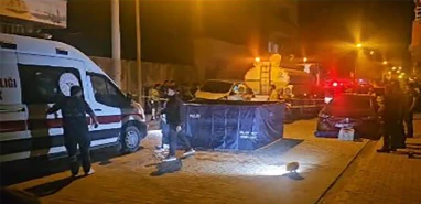 Küçük çocuk su tankerinin altında can verdi!