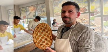 Şanlıurfa'da böyle fırıncılar da var! Adamlar sanat icra ediyor