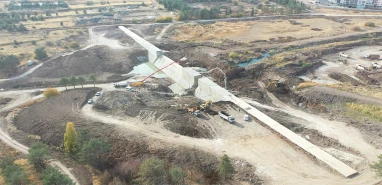 Tam 21 metre yüksekliğinde! Urfa’da 'dev kapanlar' kuruluyor