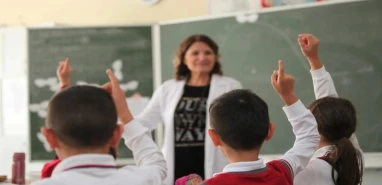 Okulların süresi uzuyor yaz tatili kısalıyor! Şanlıurfa’daki öğrenciler sıcakta ne yapacak?