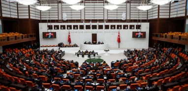 Seçim öncesi Meclis'te son mesai! İşte gündem başlıkları...