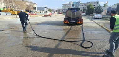 Şanlıurfa’da koca ilçe her gün yıkanıyor