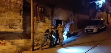 Bilanço açıklandı: Şanlıurfa'da terörle mücadelede yaklaşık 400 kişiye gözaltı!