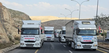 Tırlar Şanlıurfa'dan Gazze için hareket etti: Refah Sınır Kapısı açılsın!