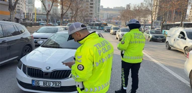 Şanlıurfa'da trafikte bunu yapan yandı: Ağır cezalar geliyor!
