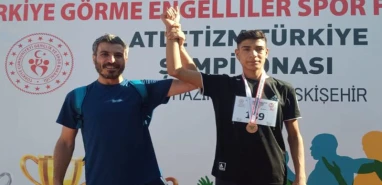 Engeli engel olmadı! Şanlıurfalı sporcu Türkiye şampiyonu oldu