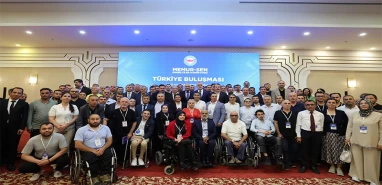 Türkiye'den engelliler bakan ile buluştu! Şanlıurfa'dan tanıdık bir isim