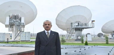 Türkiye'nin dijital kalbi Ankara'da atacak: Türksat veri kapasitesini 8 kat artırıyor!