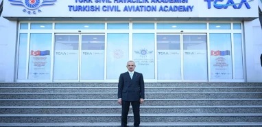 Bakan Uraloğlu’ndan 12 yeni iç hat müjdesi