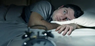 Pazar günü fazla uyku depresyon riskini azaltıyor