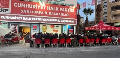 CHP'den Şanlıurfa'da her gün Halil İbrahim Sofrası... İftarda buluştular