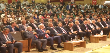 MHP'den komşu ilde gövde gösterisi! Urfa'dan da katıldılar