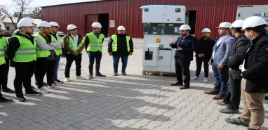 Dicle Elektrik Üniversite öğrencilerine kapılarını açtı