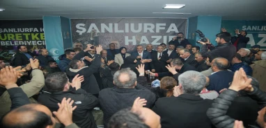 Beyazgül’e destek verenler seçim ofisini dolduruyor