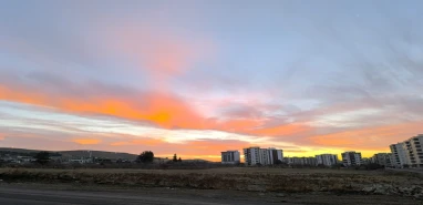 Şanlıurfa semaları kızıla büründü!