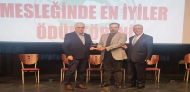 Gazete İpekyol'a 'Mesleğinde En İyiler' ödülü! Ankara'da tören...