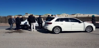 Şanlıurfa’da korkutan kaza! İki otomobil çarpıştı