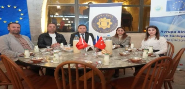 ŞUTSO AB Bilgi Merkezi iftar buluşması düzenledi