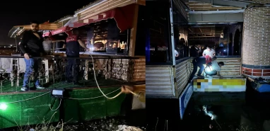 Birecik'te restoranın halatı koptu, nehre sürüklendi! Korku dolu anlar...