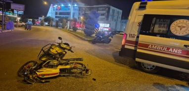 Şanlıurfa'da hastane önünde kaza... Yaralılar var