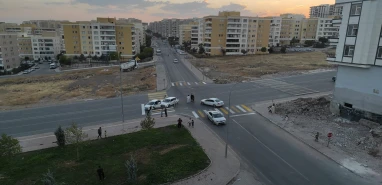 Bir mahalle kazaların adresi oldu! Yetkililere çağrı...