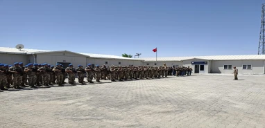 Jandarma Komutanından sahada incelemeler... Komutanlıklara çıkarma yaptı