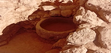 Şanlıurfa'daki kazı buluntusuna köylülerin yorumu: Tarihin ilk çiğköfte leğeni!