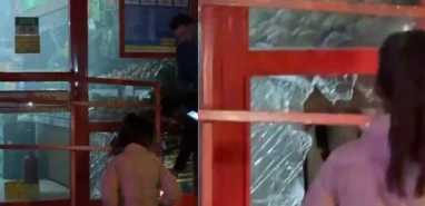 Şanlıurfa'da zincir markette yangın! Camı kırıp...