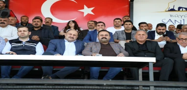 Viranşehir Büyükşehir'e karşı! İki başkan lideri izledi...