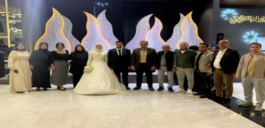 İpekyol Medya Ailesinin mutlu günü... Gazeteci Ak'tan güzel haber