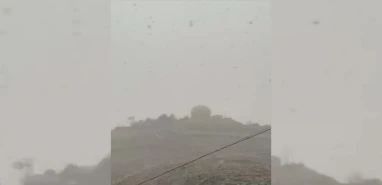 Şanlıurfa'ya yılın ilk karı düştü... Görenlere 'maşallah' dedirtti