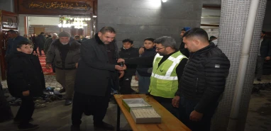 Siverek'te belediyeden kandil ikramı... Manevi iklim birlikte yaşandı