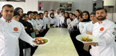 İsrafa bay bay, lezzete hay hay! Şanlıurfa'da usta ellerden 'İsrafsız Menü'