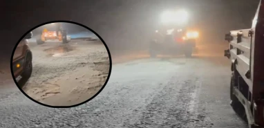 Şanlıurfa'da ulaşıma kar engeli! Araçlar yolda kaldı, ekipler sahada