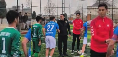 Şanlıurfa-Gaziantep derbisi! Şanlıurfa polisi futbolda da gururlandırdı...