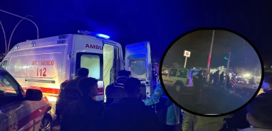 Araçlar çarpıştı, biri sağa biri sola savruldu: Yaralılar var!