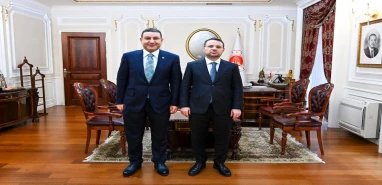 Harran Belediye Başkanı'ndan Bakan Gürlek'e ziyaret