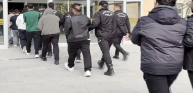 Bakan duyurdu... Şanlıurfa'nın da bulunduğu 34 ilde operasyon, 198 gözaltı!