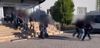 Şanlıurfa'da iş vaadiyle dolandırıcılık! Polisten umut tacirlerine suçüstü...