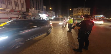 Şanlıurfa'nın ilçesinde dev uygulama: İl Emniyet Müdürü de katıldı