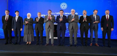 MEB’den yapay zeka destekli yönetim sistemi!  “Güçlü bir devrim niteliğinde”