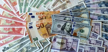 Yatırımcılar dikkat! Euro uçtu, 4 yıl sonra ilk…